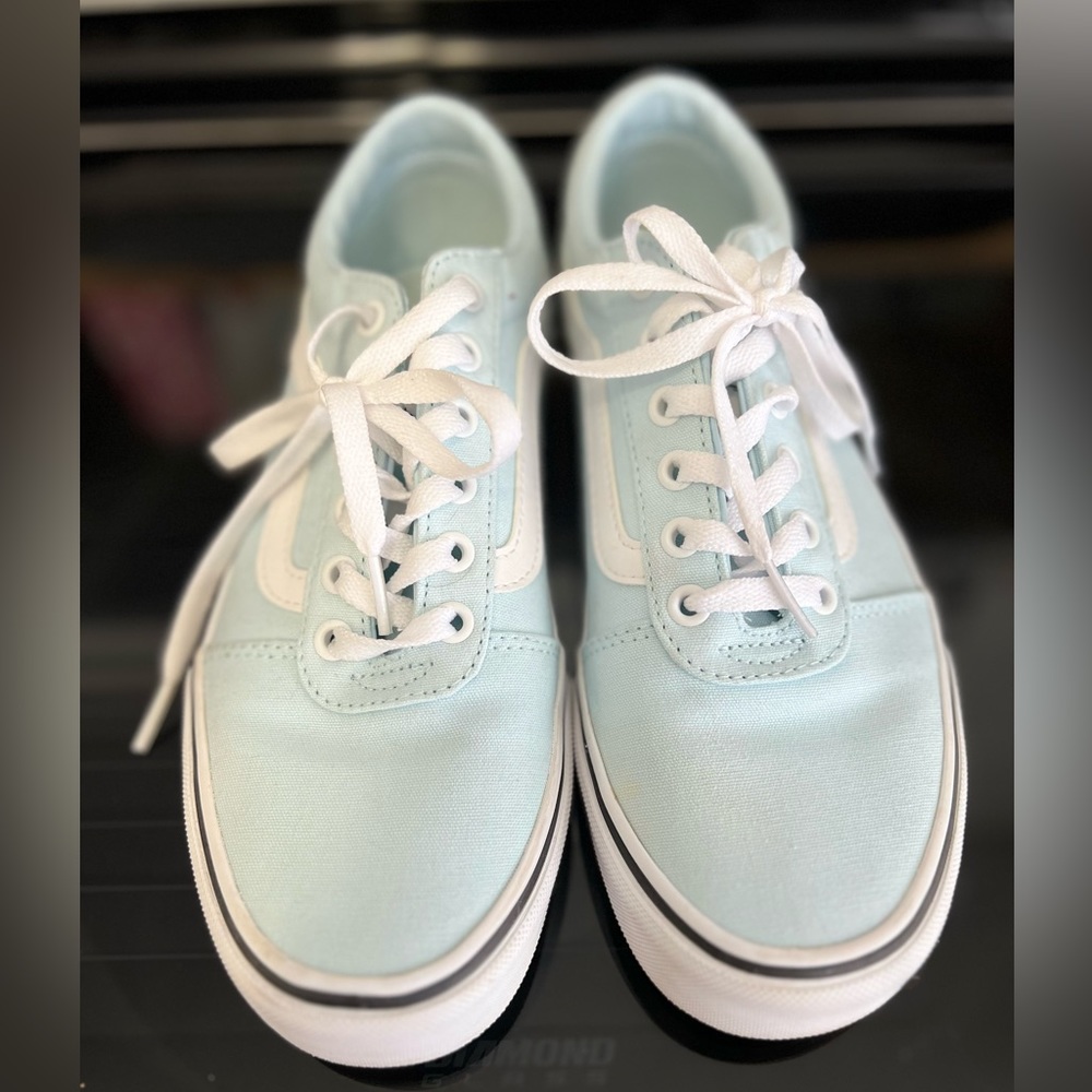Womens Old Skool Vans worn ONCE!